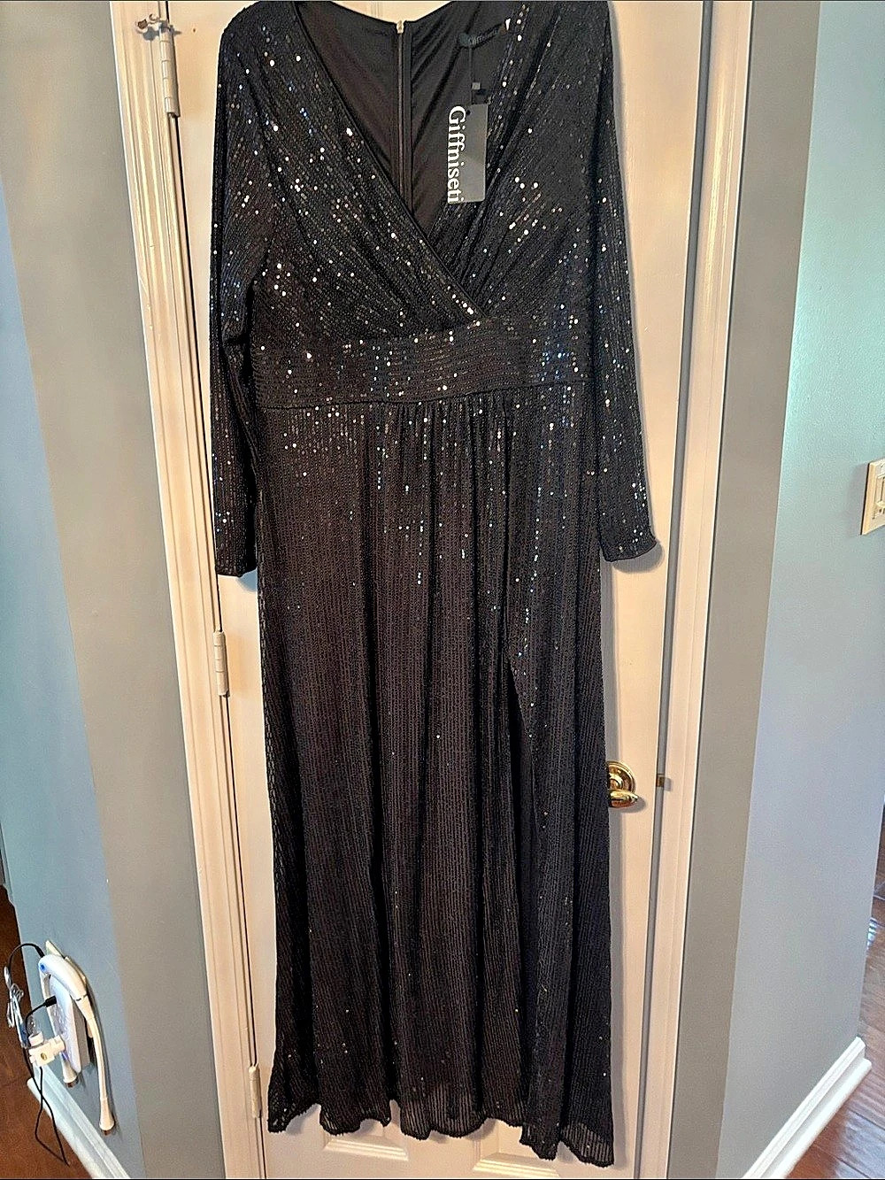 Giffniseti Black Sequin Maxi Dress NWT